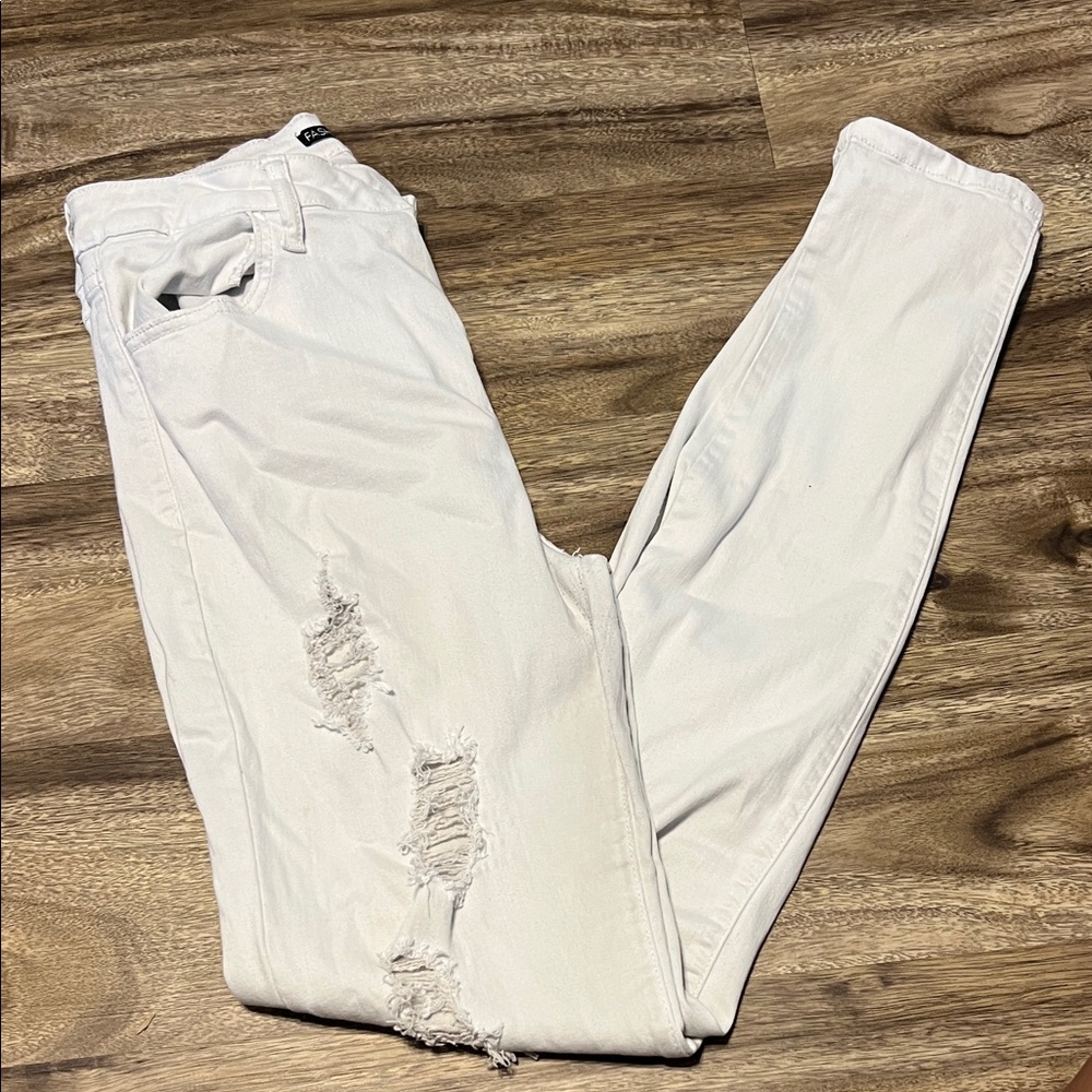 Classic White Distressed Skinny Jeans